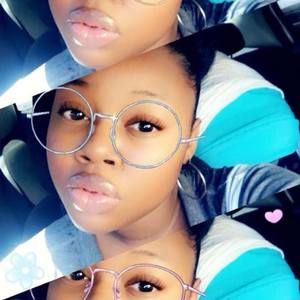 Meet your Posher, Nneka